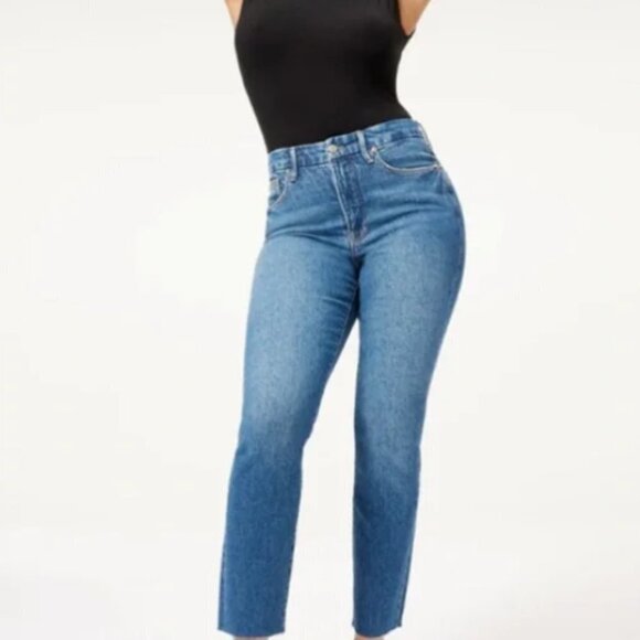 NEW W/TAGS - Good American Classic Slim Straight Jeans - Picture 4 of 7
